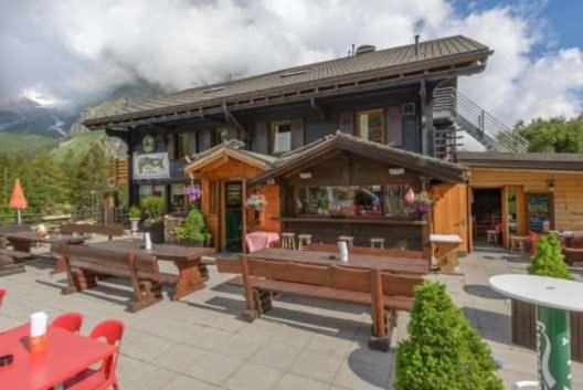 Auberge Des Glaciers Orsières Екстериор снимка