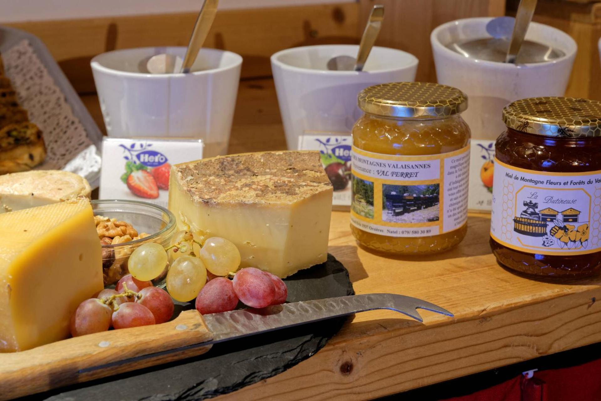 Auberge Des Glaciers Orsières Екстериор снимка
